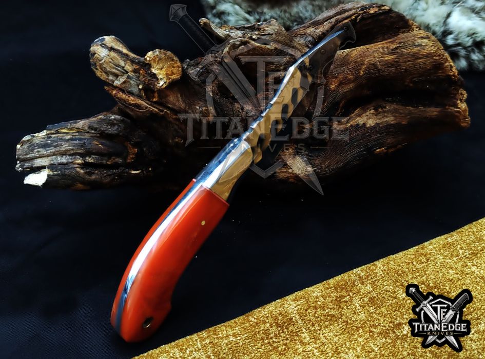 Custom Handcrafted Damascus/Carbon Steel Hunting Knife, 8-Inch Full Tang Skinning Blade, Bushcraft EDC Tool, Resin Handle Camping Tool