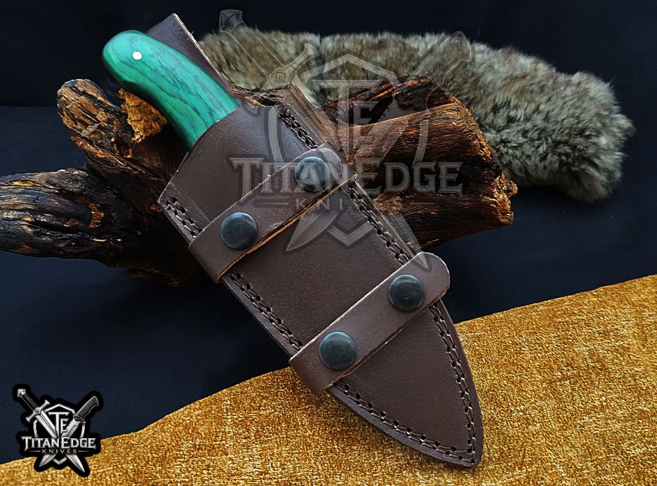 Custom Handcrafted Damascus/Carbon Steel Hunting Knife, 8-Inch Full Tang Skinning Blade, Bushcraft EDC Tool, Wood Handle Camping Tool