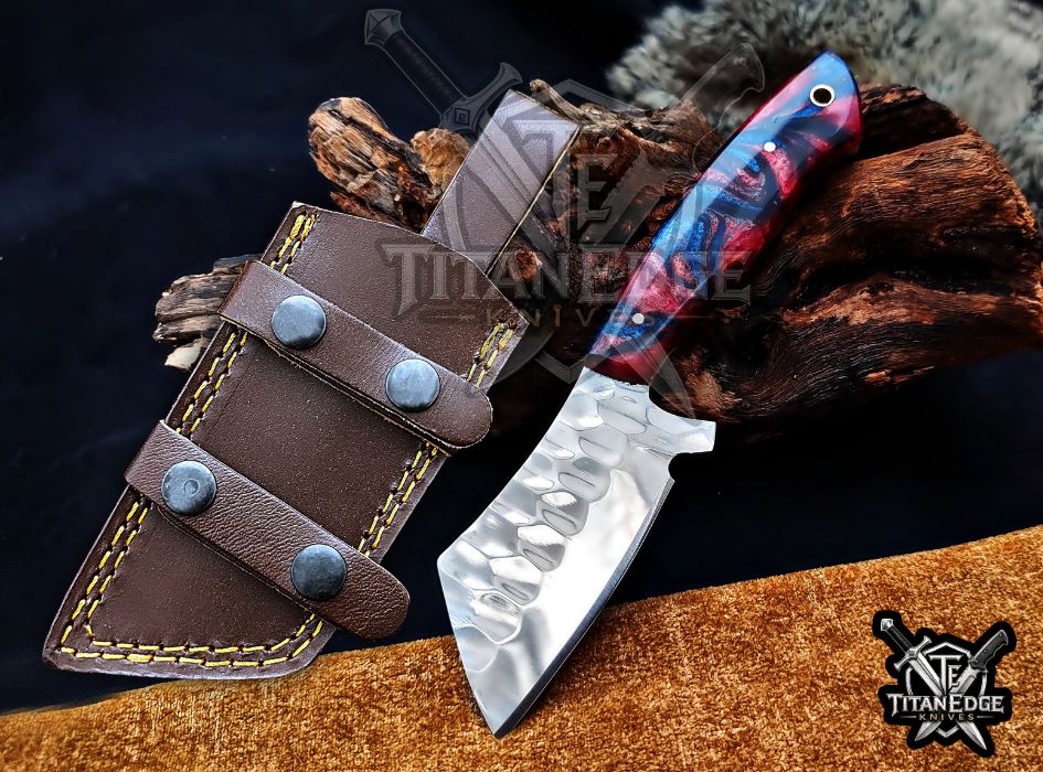 Custom Handcrafted Damascus/Carbon Steel Hunting Knife, 8-Inch Full Tang Skinning Blade, Bushcraft EDC Tool, Resin Handle Camping Tool