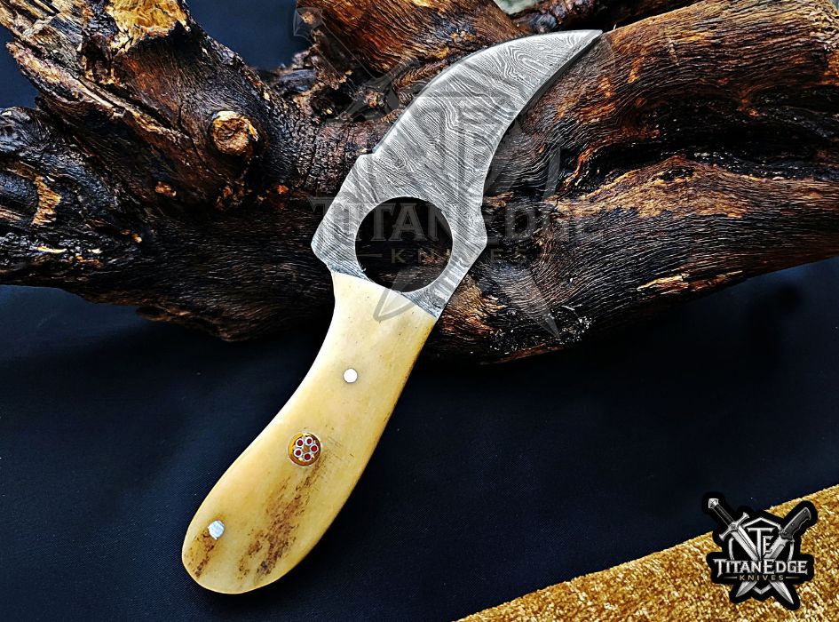 Custom Handcrafted Damascus/Carbon Steel Hunting Knife, 6-Inch Full Tang Skinning Blade, Bushcraft EDC Tool, Wood Handle Camping Tool