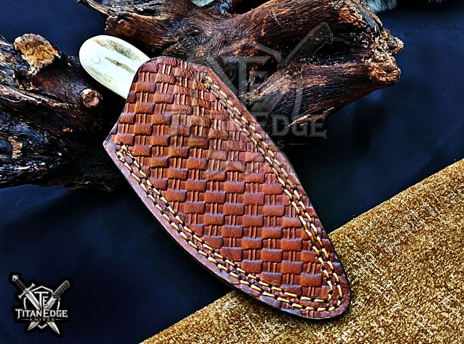 Custom Handcrafted Damascus/Carbon Steel Hunting Knife, 6-Inch Full Tang Skinning Blade, Bushcraft EDC Tool, Wood Handle Camping Tool