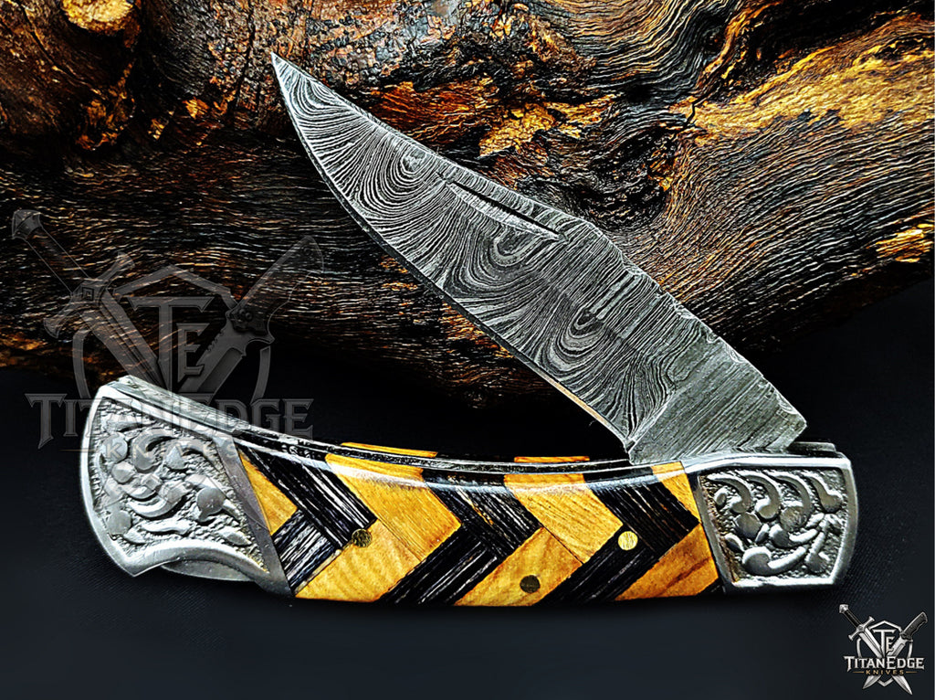 Handmade 7.25" Damascus Steel Pocket Knife, Folding EDC Hunting Knife, Wood Handle, Groomsmen Gift With Leather Sheath
