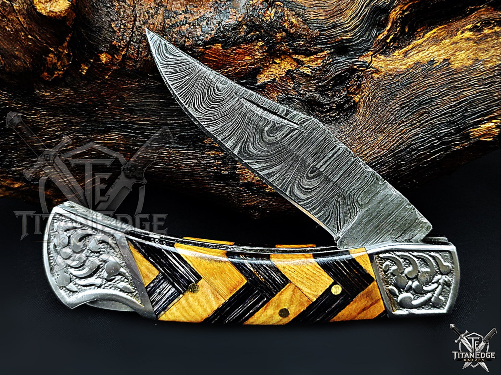 Handmade 7.25" Damascus Steel Pocket Knife, Folding EDC Hunting Knife, Wood Handle, Groomsmen Gift With Leather Sheath