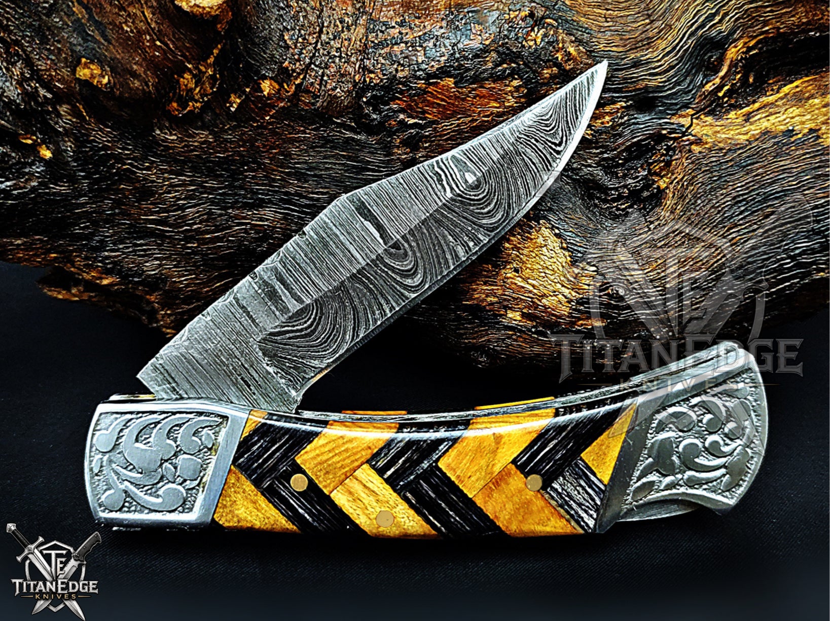 Handmade 7.25" Damascus Steel Pocket Knife, Folding EDC Hunting Knife, Wood Handle, Groomsmen Gift With Leather Sheath