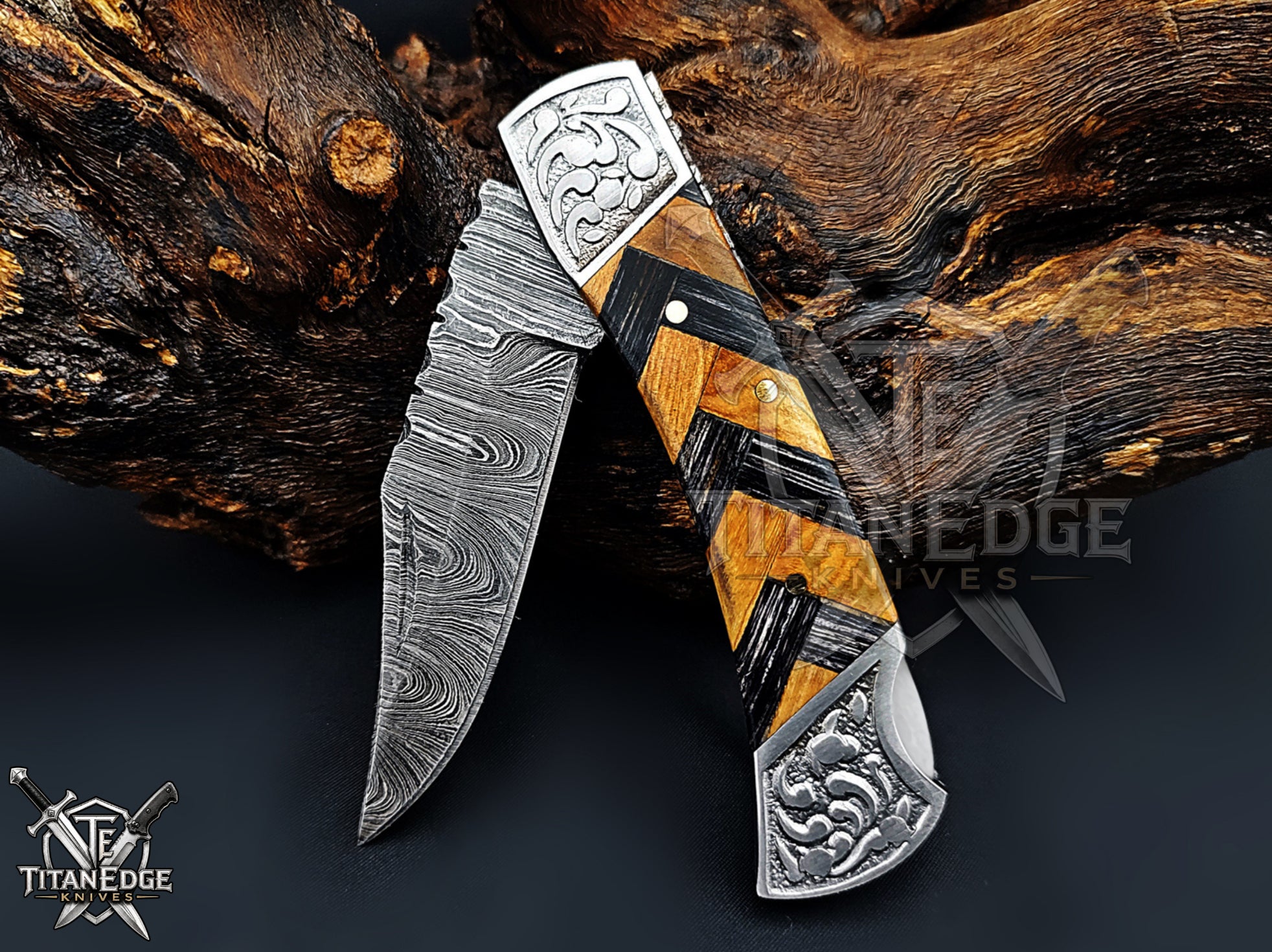 Handmade 7.25" Damascus Steel Pocket Knife, Folding EDC Hunting Knife, Wood Handle, Groomsmen Gift With Leather Sheath