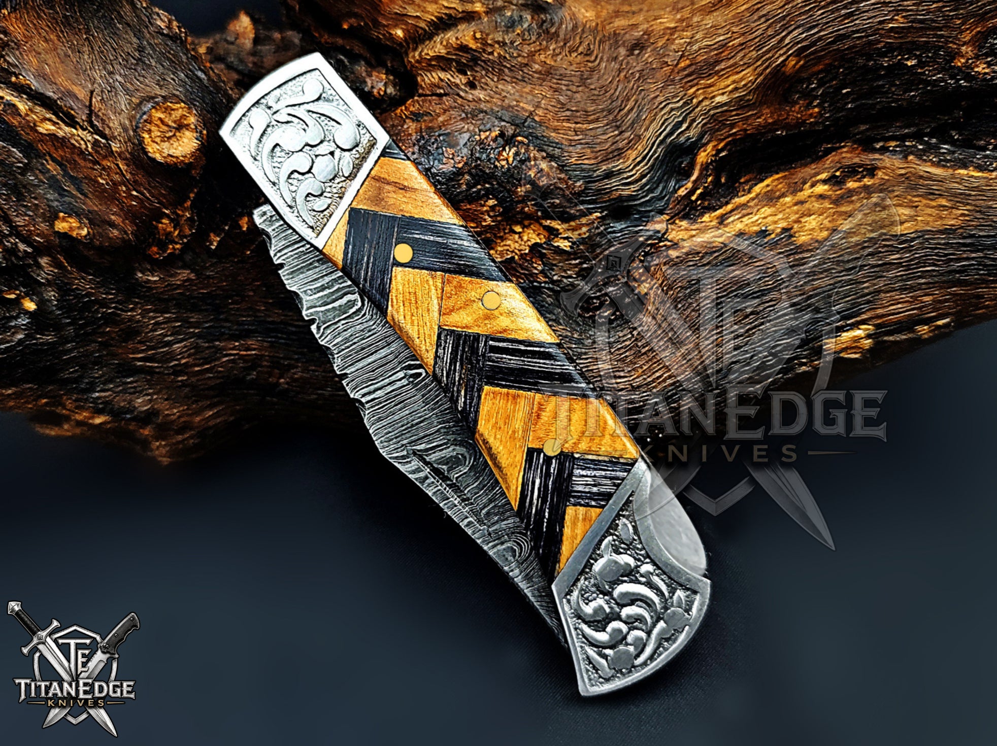 Handmade 7.25" Damascus Steel Pocket Knife, Folding EDC Hunting Knife, Wood Handle, Groomsmen Gift With Leather Sheath