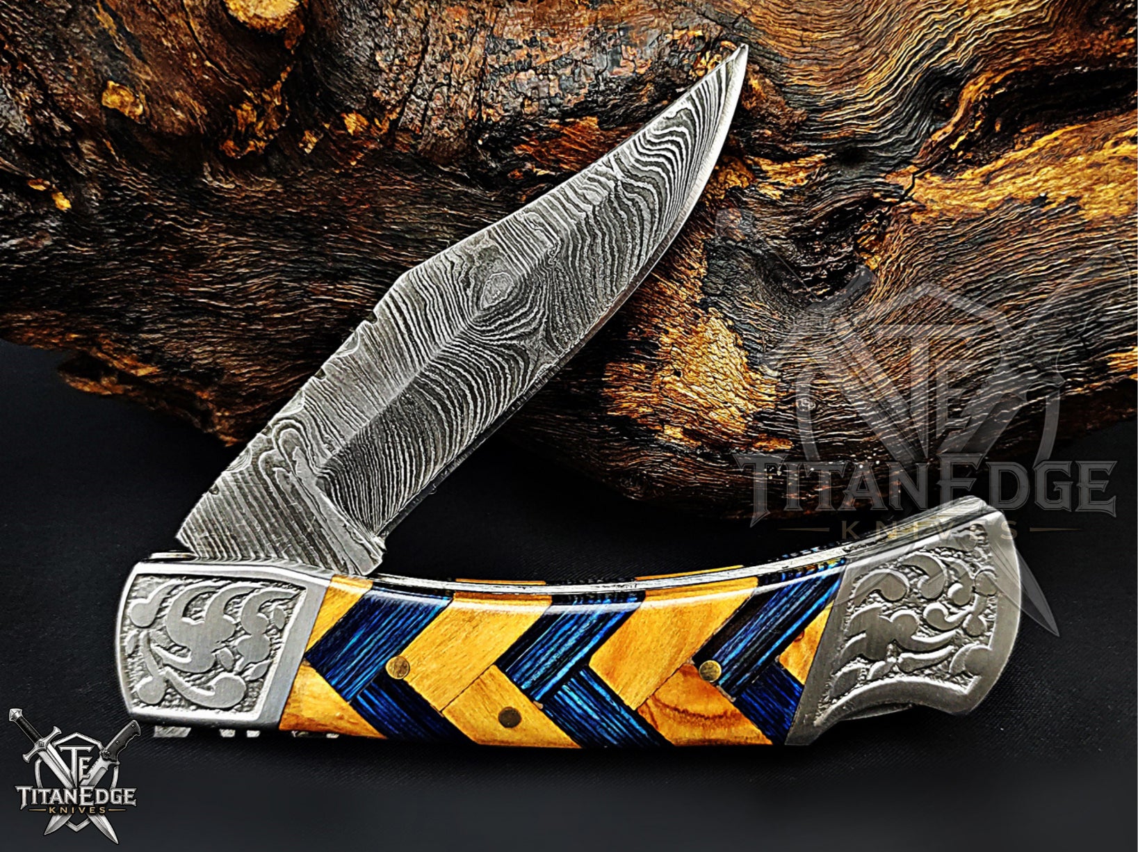 Handmade 7.25" Damascus Steel Pocket Knife, Folding EDC Hunting Knife, Wood Handle, Groomsmen Gift With Leather Sheath