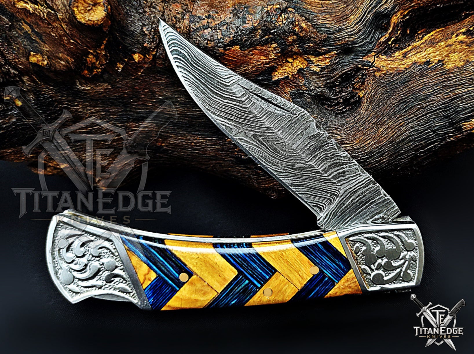 Handmade 7.25" Damascus Steel Pocket Knife, Folding EDC Hunting Knife, Wood Handle, Groomsmen Gift With Leather Sheath