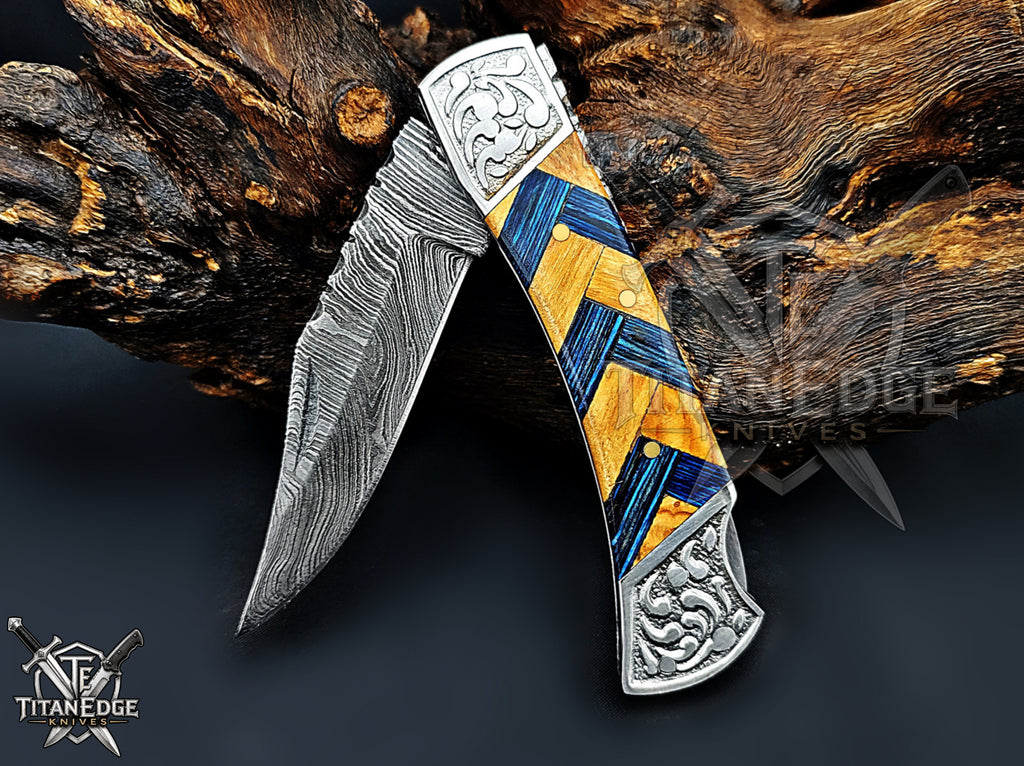 Handmade 7.25" Damascus Steel Pocket Knife, Folding EDC Hunting Knife, Wood Handle, Groomsmen Gift With Leather Sheath