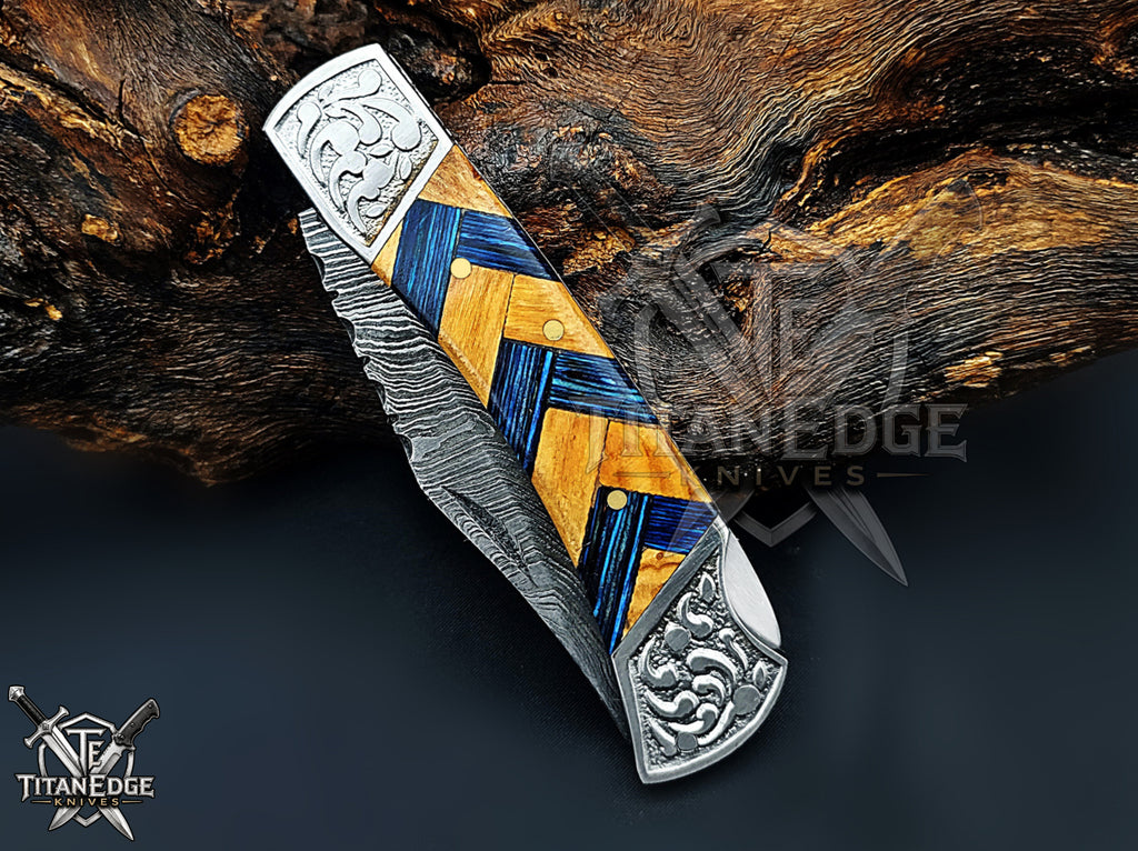 Handmade 7.25" Damascus Steel Pocket Knife, Folding EDC Hunting Knife, Wood Handle, Groomsmen Gift With Leather Sheath