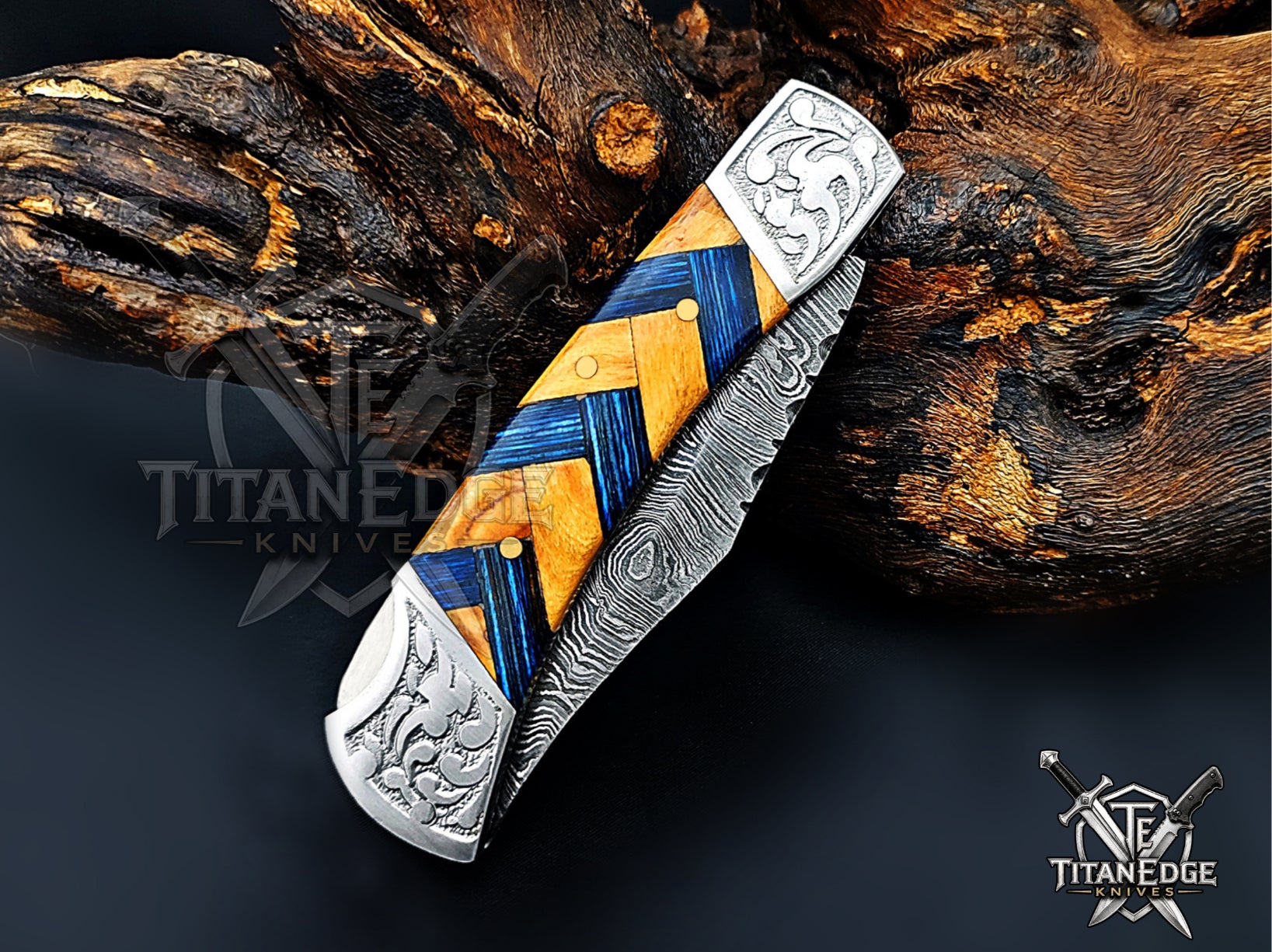 Handmade 7.25" Damascus Steel Pocket Knife, Folding EDC Hunting Knife, Wood Handle, Groomsmen Gift With Leather Sheath