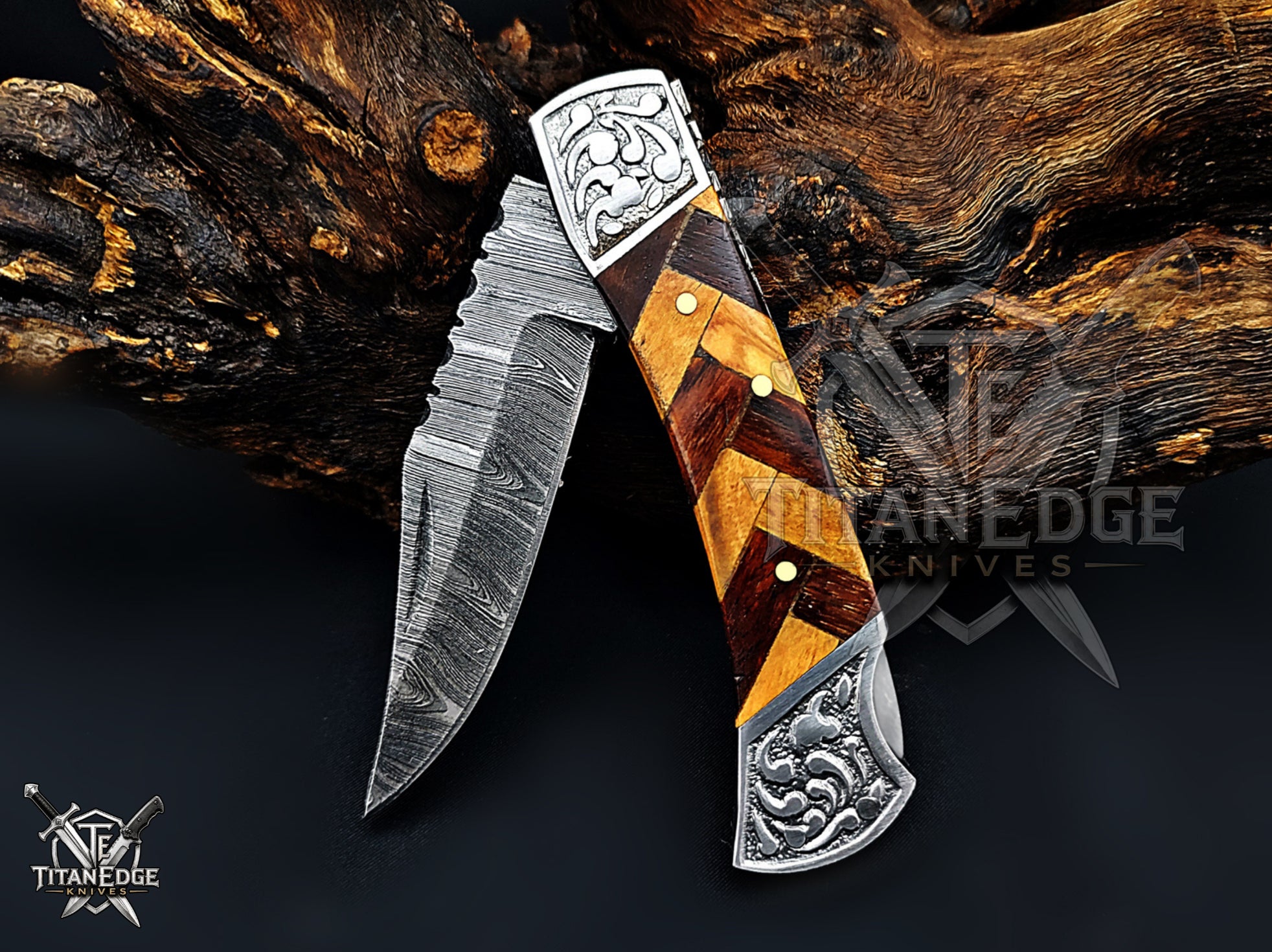 Handmade 7.25" Damascus Steel Pocket Knife, Folding EDC Hunting Knife, Wood Handle, Groomsmen Gift With Leather Sheath
