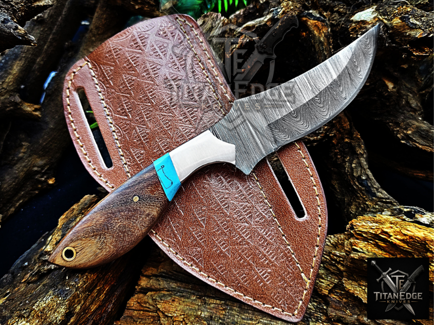 Personalized Handmade Damascus Steel Bowie Knife Hunting Knife: Forged Camping Knife, Gift for Groomsmen With Leather Sheath