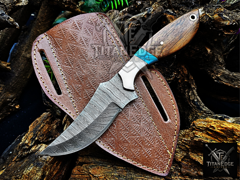 Personalized Handmade Damascus Steel Bowie Knife Hunting Knife: Forged Camping Knife, Gift for Groomsmen With Leather Sheath