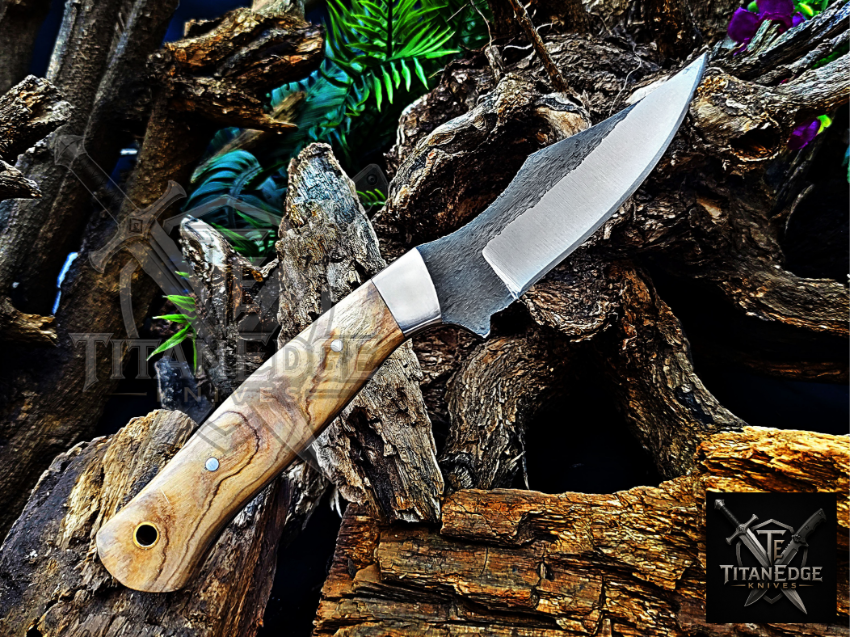 Personalized Handmade Damascus Steel Bowie Knife Hunting Knife: Forged Camping Knife, Gift for Groomsmen With Leather Sheath