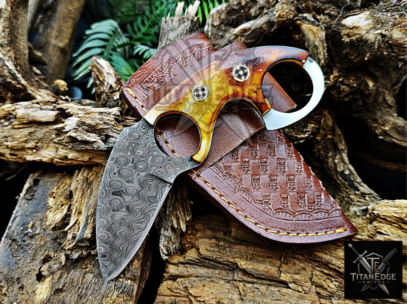 Personalized Handmade Damascus Steel Bowie Knife Hunting Knife: Forged Camping Knife, Gift for Groomsmen With Leather Sheath