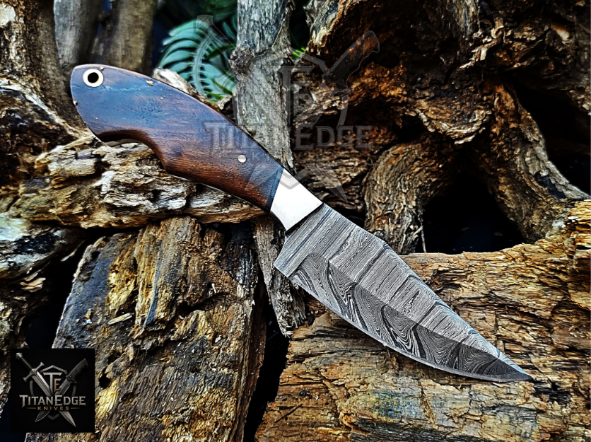Personalized Handmade Damascus Steel Bowie Knife Hunting Knife: Forged Camping Knife, Gift for Groomsmen With Leather Sheath