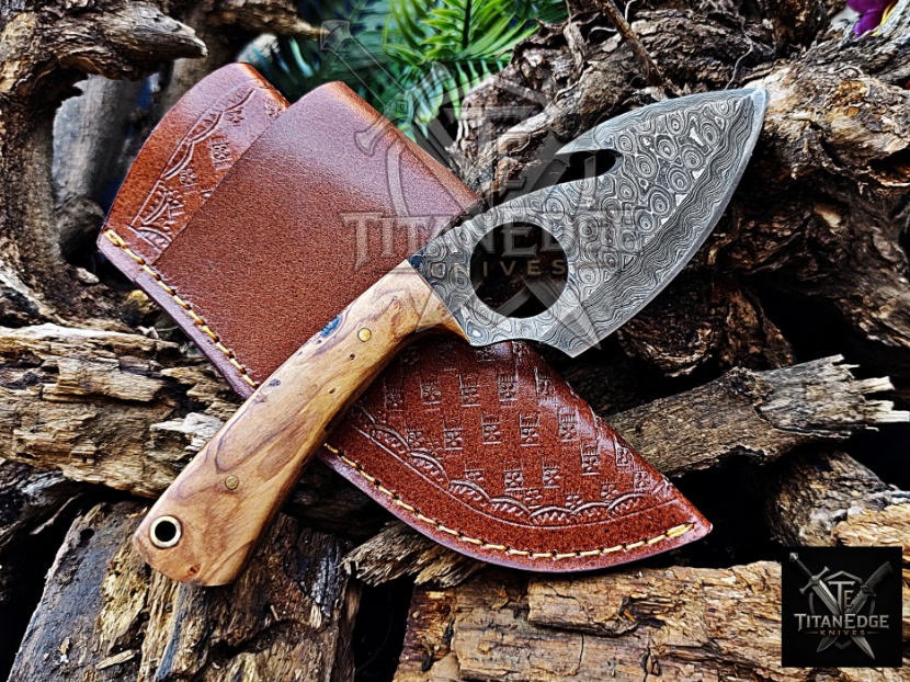 Personalized Handmade Damascus Steel Bowie Knife Hunting Knife: Forged Camping Knife, Gift for Groomsmen With Leather Sheath