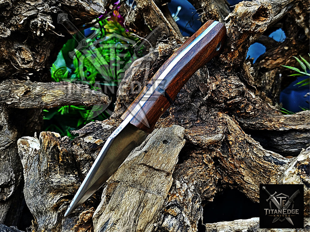 Personalized Handmade Damascus Steel Bowie Knife Hunting Knife: Forged Camping Knife, Gift for Groomsmen With Leather Sheath