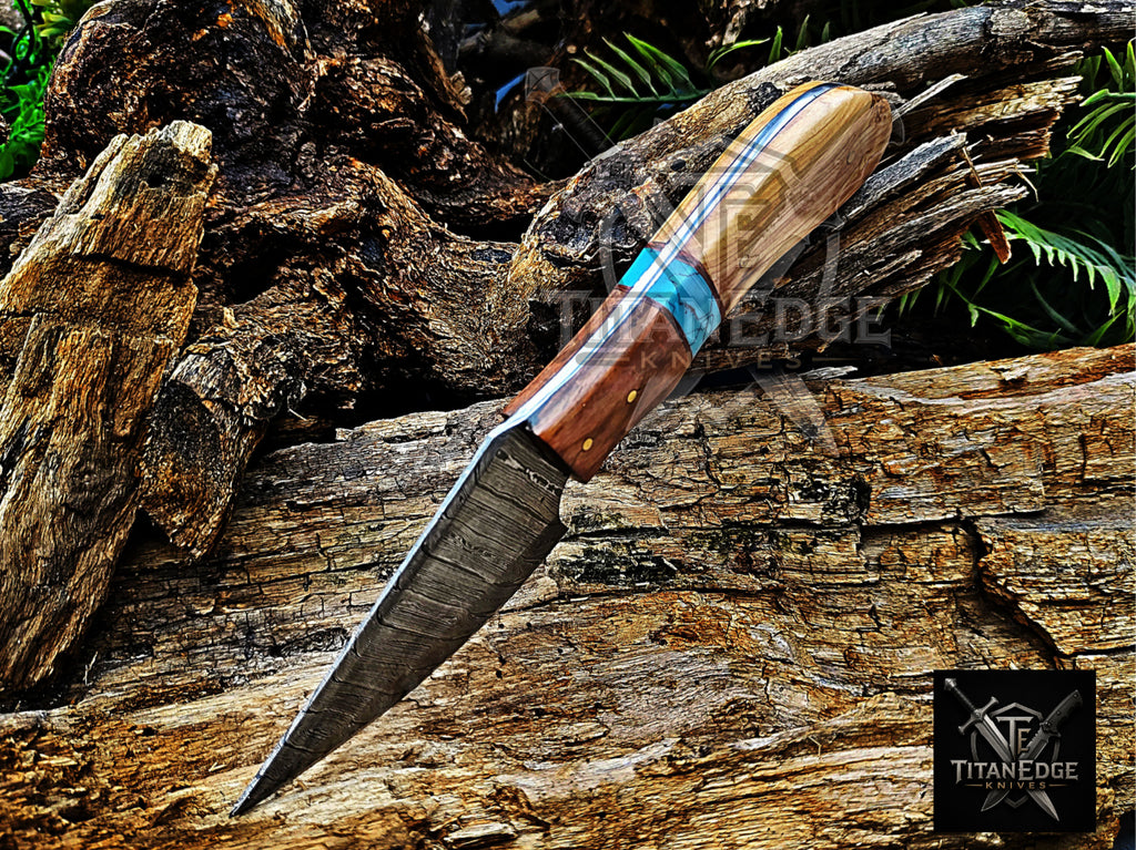 Personalized Handmade Damascus Steel Bowie Knife Hunting Knife: Forged Camping Knife, Gift for Groomsmen With Leather Sheath
