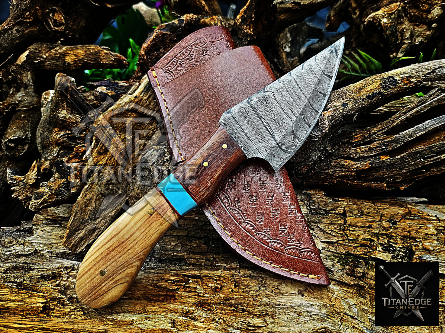 Personalized Handmade Damascus Steel Bowie Knife Hunting Knife: Forged Camping Knife, Gift for Groomsmen With Leather Sheath