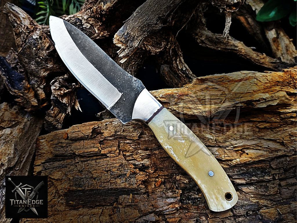 Personalized Handmade Damascus Steel Bowie Knife Hunting Knife: Forged Camping Knife, Gift for Groomsmen With Leather Sheath