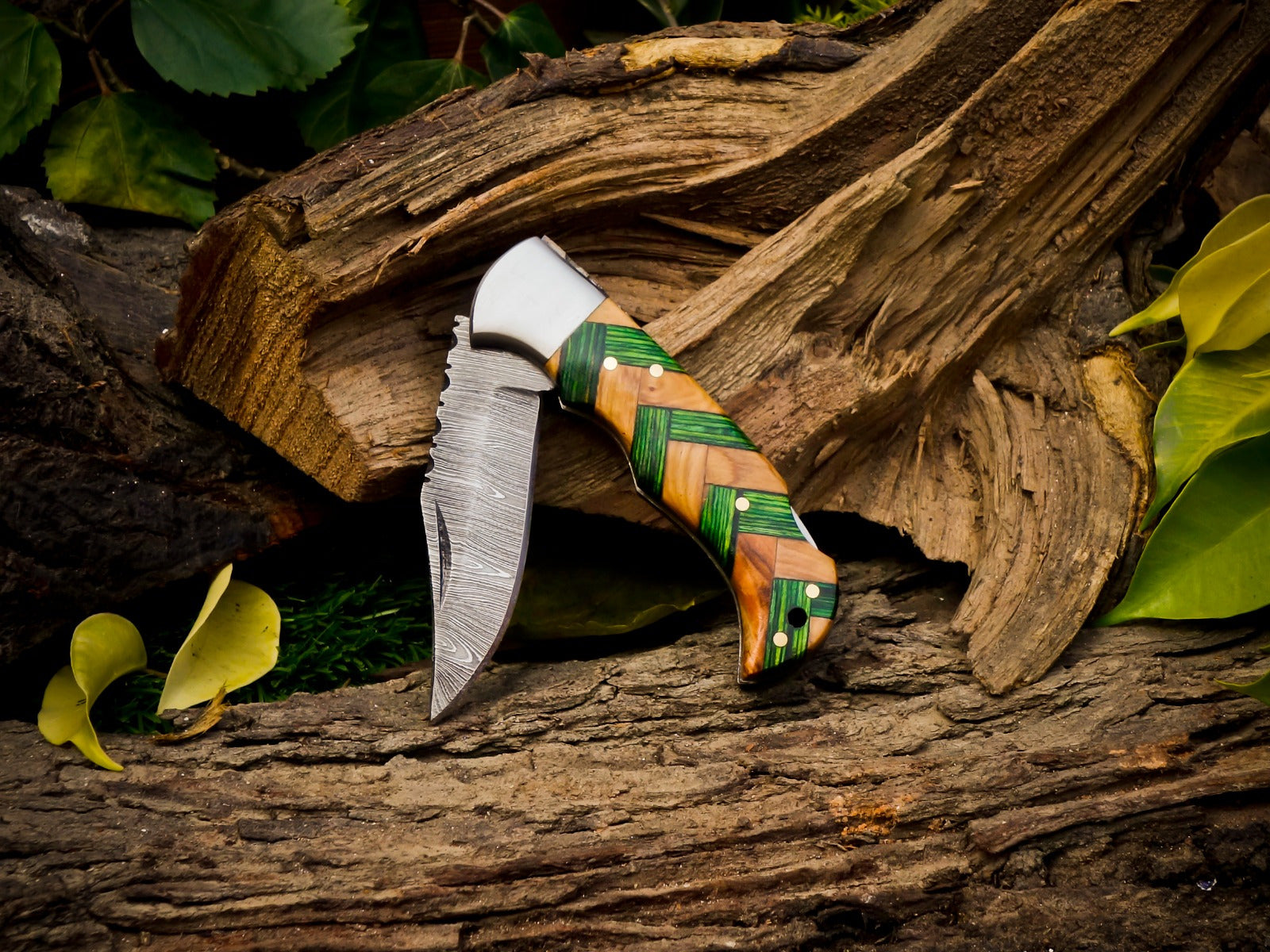 Personalized Handmade 6.75"Damascus Steel Pocket Knife, Folding EDC Hunting Knife, Wood Handle, Groomsmen Gift With Leather Sheath