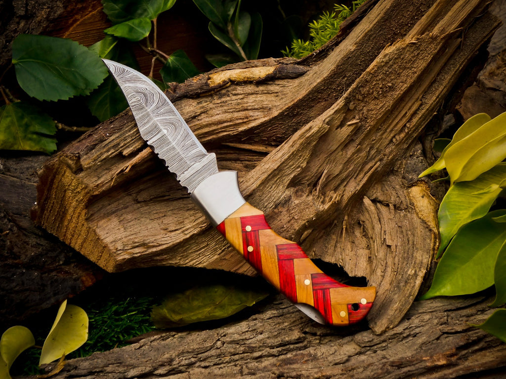 Personalized Handmade 6.75"Damascus Steel Pocket Knife, Folding EDC Hunting Knife, Wood Handle, Groomsmen Gift With Leather Sheath