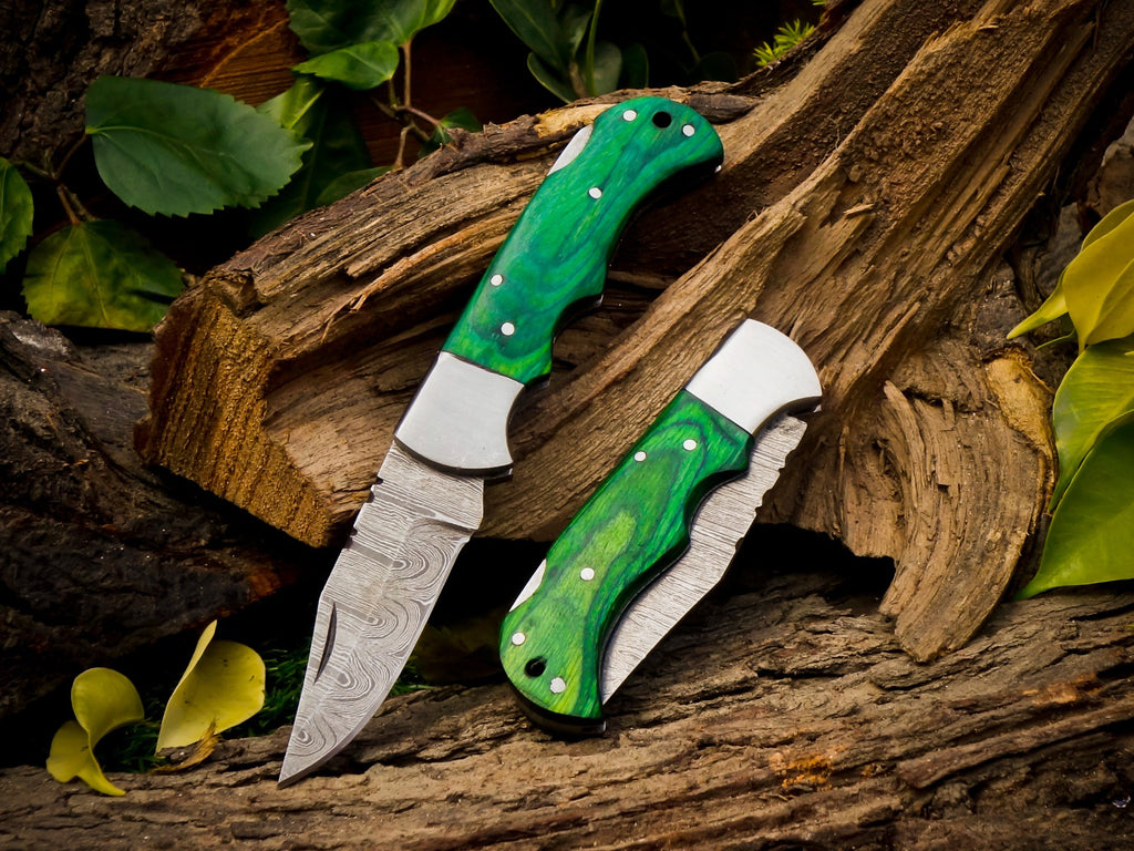 Personalized Handmade 6.75"Damascus Steel Pocket Knife, Folding EDC Hunting Knife, Wood Handle, Groomsmen Gift With Leather Sheath