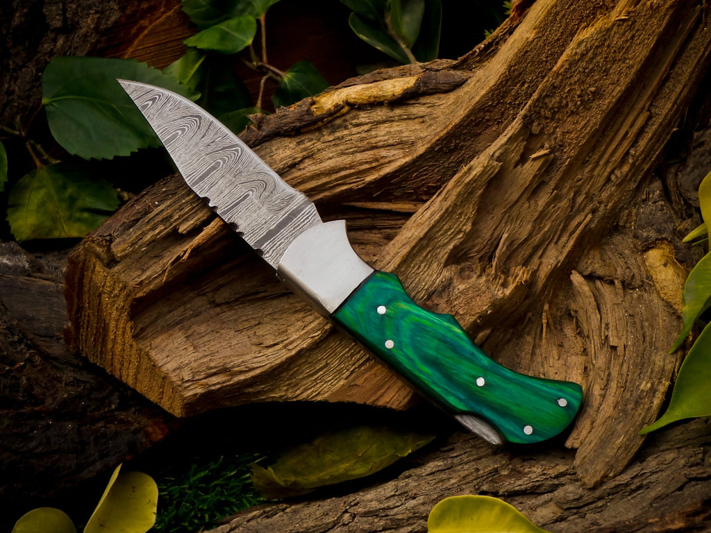 Personalized Handmade 6.75"Damascus Steel Pocket Knife, Folding EDC Hunting Knife, Wood Handle, Groomsmen Gift With Leather Sheath