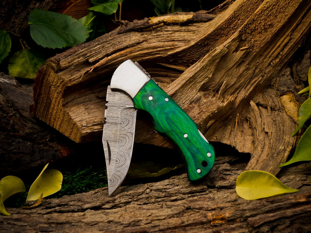 Personalized Handmade 6.75"Damascus Steel Pocket Knife, Folding EDC Hunting Knife, Wood Handle, Groomsmen Gift With Leather Sheath