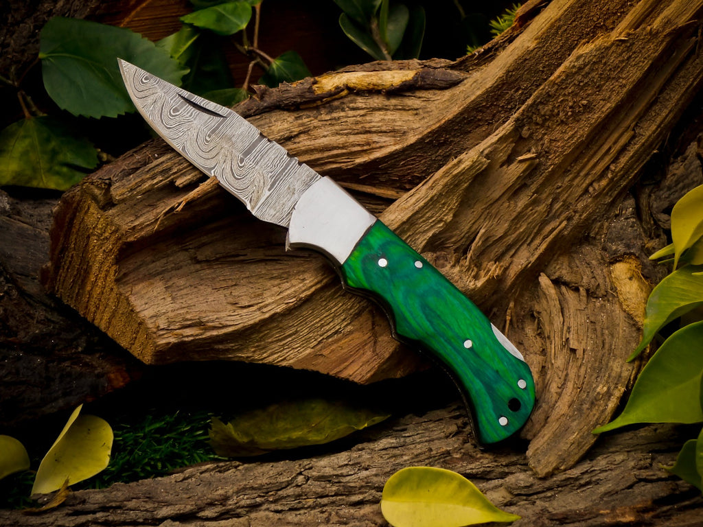 Personalized Handmade 6.75"Damascus Steel Pocket Knife, Folding EDC Hunting Knife, Wood Handle, Groomsmen Gift With Leather Sheath