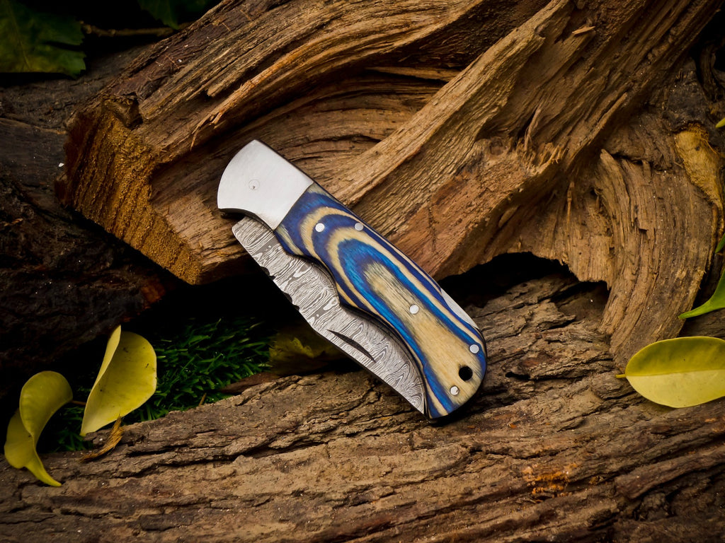 Personalized Handmade 6.75"Damascus Steel Pocket Knife, Folding EDC Hunting Knife, Wood Handle, Groomsmen Gift With Leather Sheath