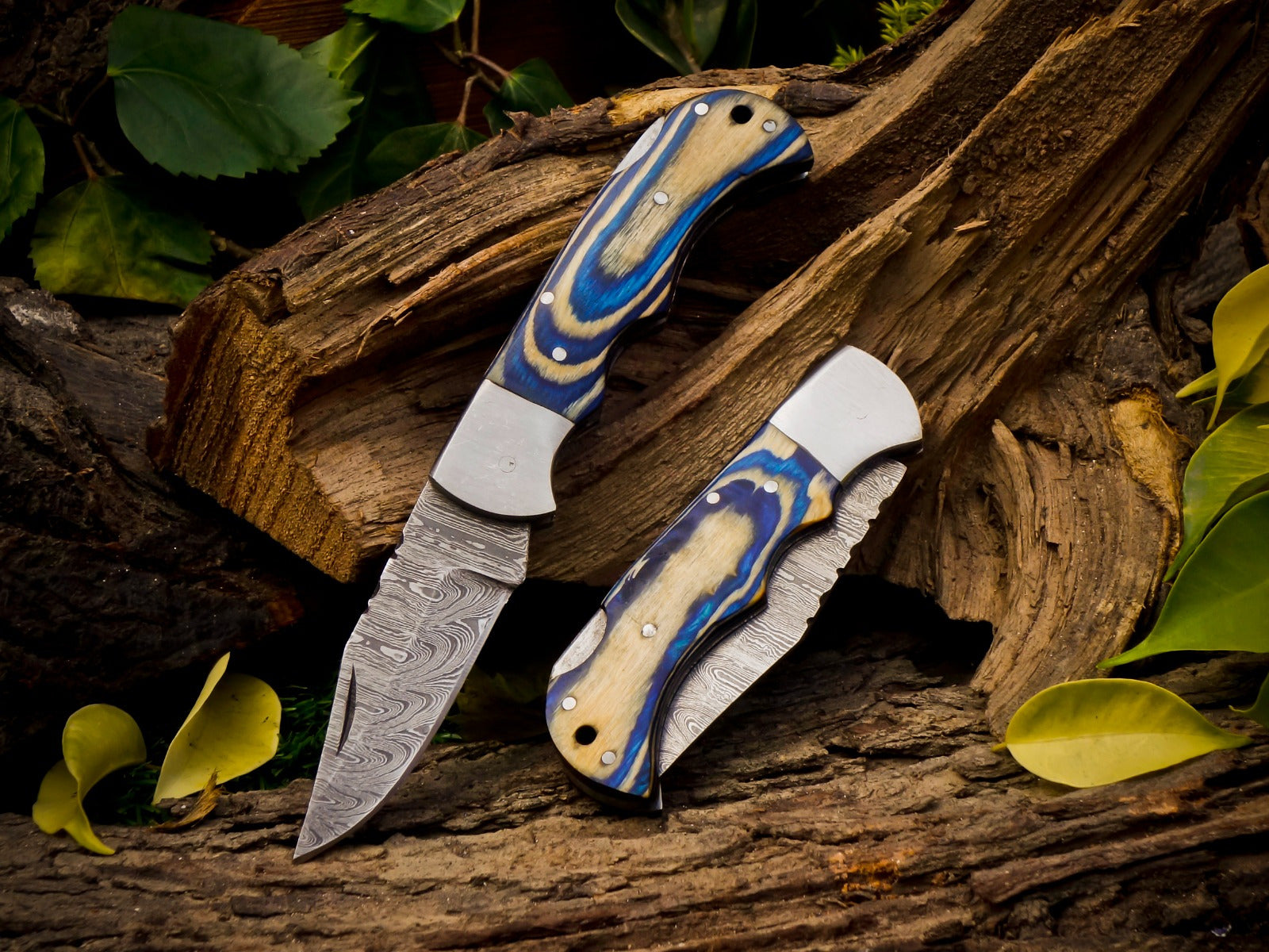 Personalized Handmade 6.75"Damascus Steel Pocket Knife, Folding EDC Hunting Knife, Wood Handle, Groomsmen Gift With Leather Sheath