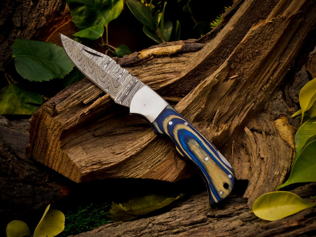 Personalized Handmade 6.75"Damascus Steel Pocket Knife, Folding EDC Hunting Knife, Wood Handle, Groomsmen Gift With Leather Sheath