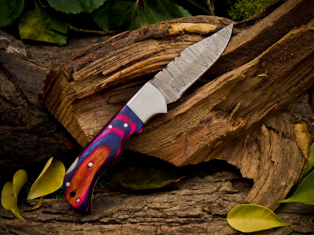 Personalized Handmade 6.75"Damascus Steel Pocket Knife, Folding EDC Hunting Knife, Wood Handle, Groomsmen Gift With Leather Sheath