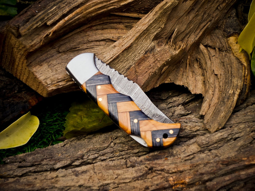 Personalized Handmade 6.75"Damascus Steel Pocket Knife, Folding EDC Hunting Knife, Wood and Resin Handle, Groomsmen Gift With Leather Sheath (Copy)
