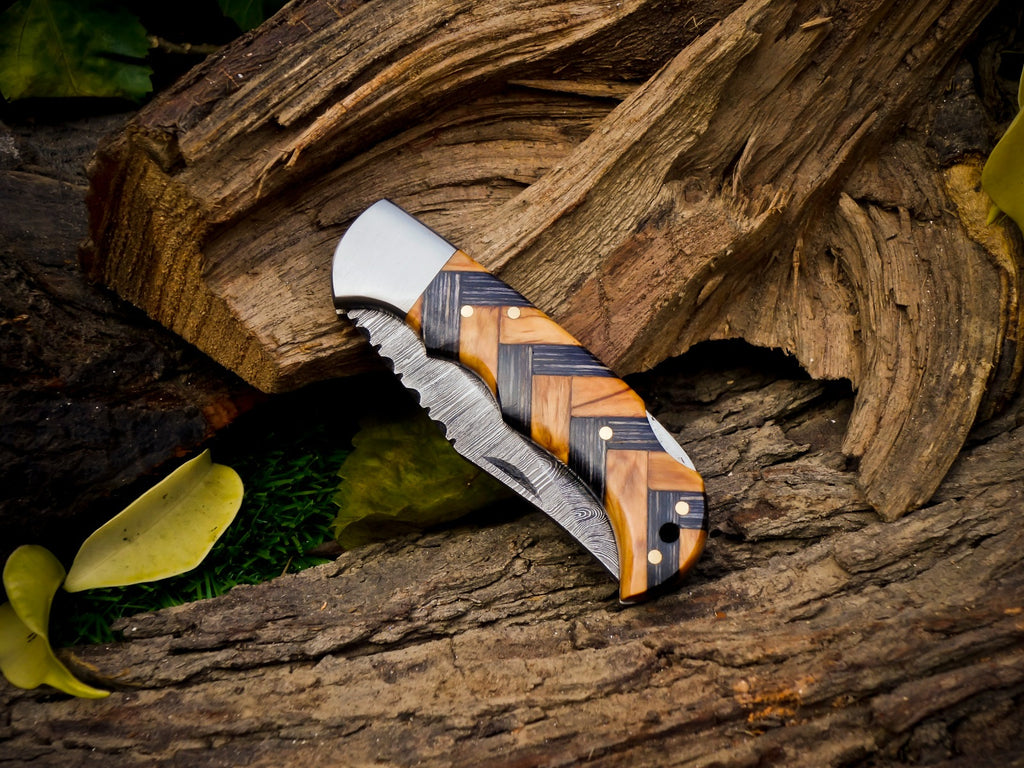 Personalized Handmade 6.75"Damascus Steel Pocket Knife, Folding EDC Hunting Knife, Wood and Resin Handle, Groomsmen Gift With Leather Sheath (Copy)