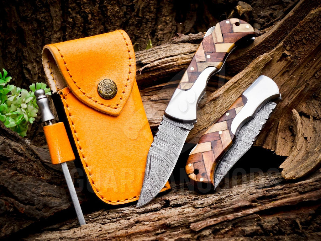 Personalized Handmade 6.75"Damascus Steel Pocket Knife, Folding EDC Hunting Knife, Wood Handle, Groomsmen Gift With Leather Sheath