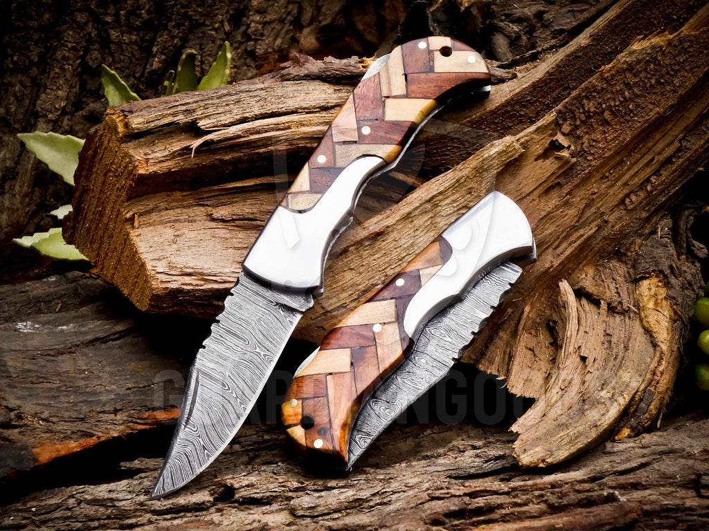 Personalized Handmade 6.75"Damascus Steel Pocket Knife, Folding EDC Hunting Knife, Wood Handle, Groomsmen Gift With Leather Sheath
