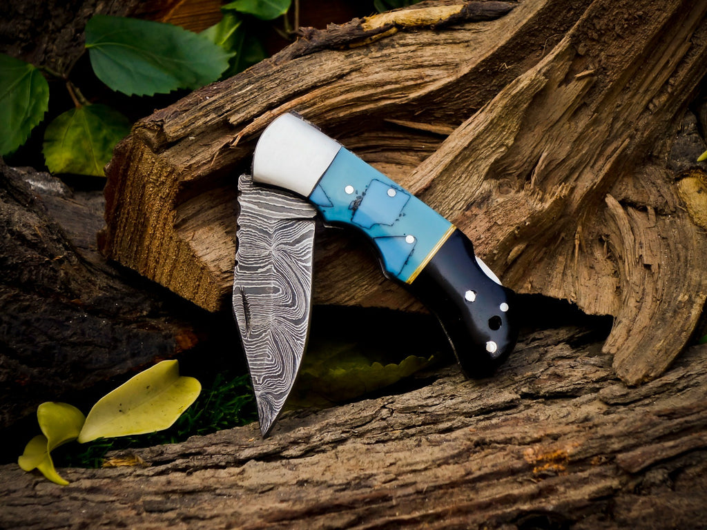 Personalized Handmade 6.75"Damascus Steel Pocket Knife, Folding EDC Hunting Knife, Resin Handle, Groomsmen Gift With Leather Sheath
