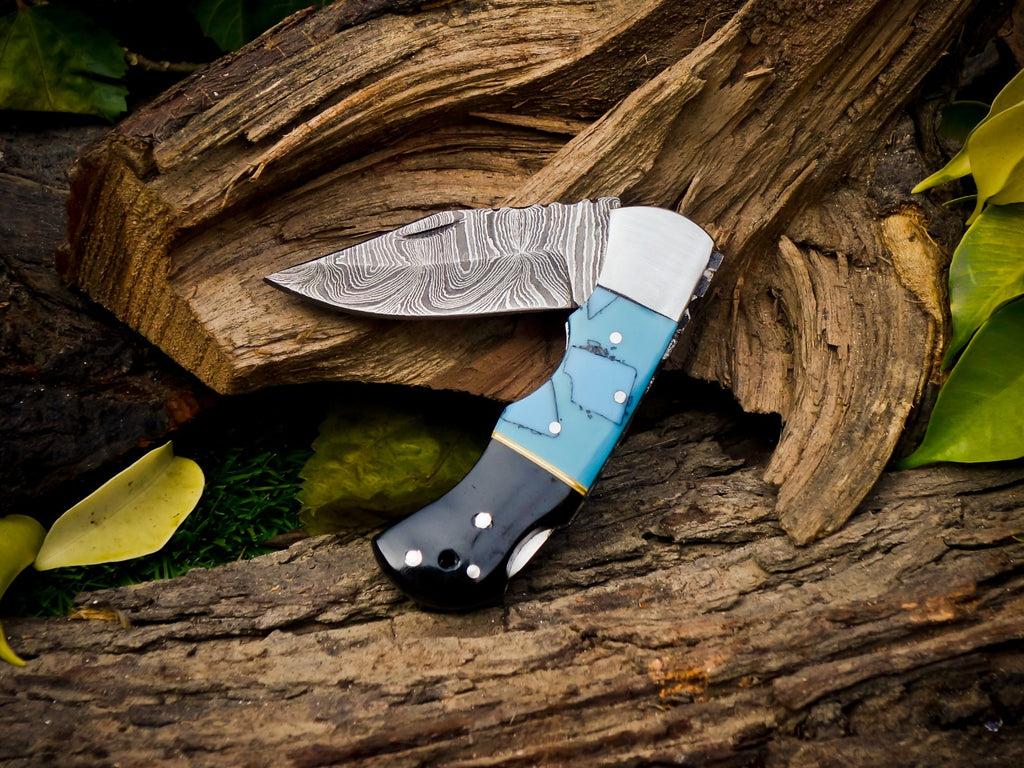 Personalized Handmade 6.75"Damascus Steel Pocket Knife, Folding EDC Hunting Knife, Resin Handle, Groomsmen Gift With Leather Sheath