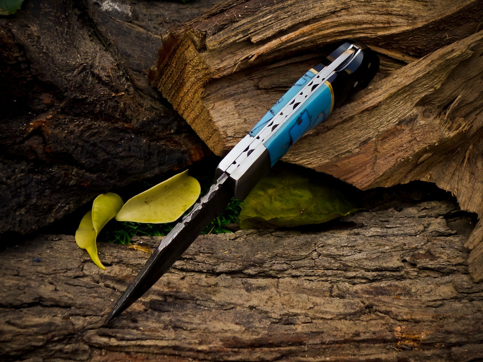 Personalized Handmade 6.75"Damascus Steel Pocket Knife, Folding EDC Hunting Knife, Resin Handle, Groomsmen Gift With Leather Sheath