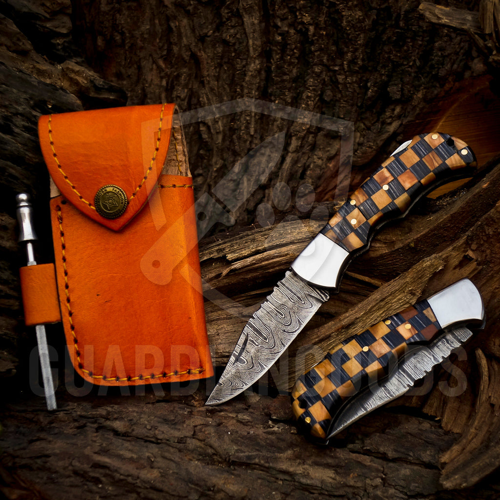 Personalized Handmade 6.75"Damascus Steel Pocket Knife, Folding EDC Hunting Knife, Wood Handle, Groomsmen Gift With Leather Sheath