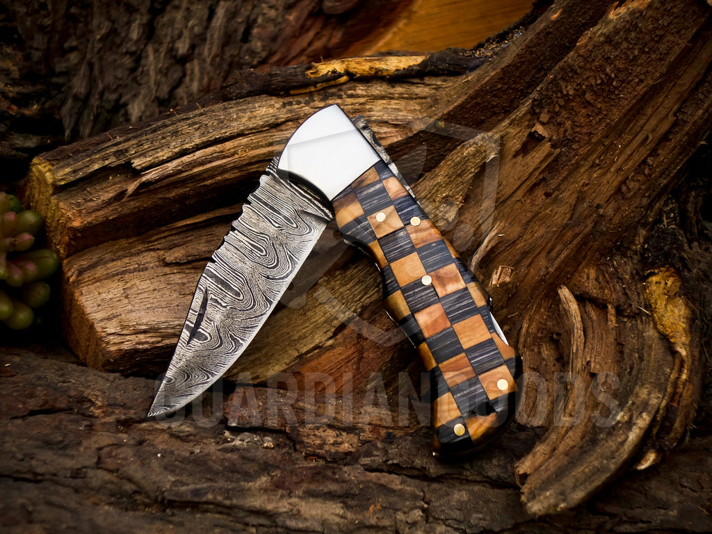Personalized Handmade 6.75"Damascus Steel Pocket Knife, Folding EDC Hunting Knife, Wood Handle, Groomsmen Gift With Leather Sheath