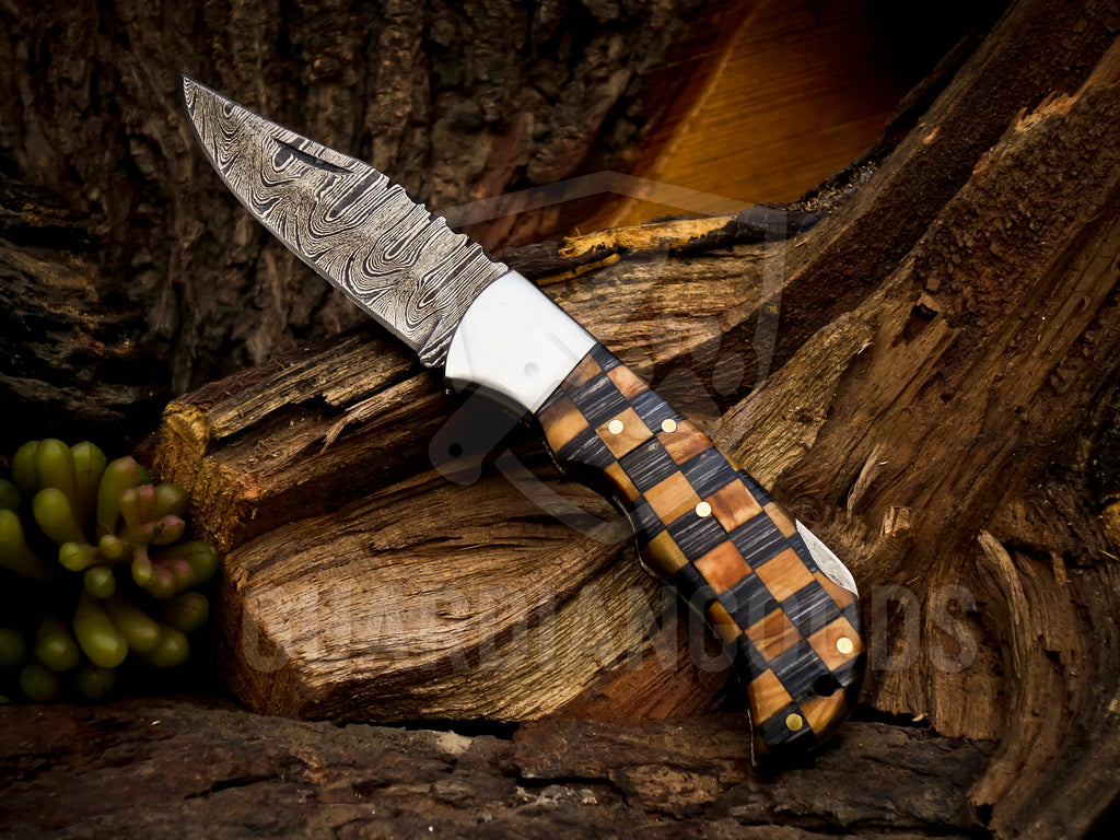Personalized Handmade 6.75"Damascus Steel Pocket Knife, Folding EDC Hunting Knife, Wood Handle, Groomsmen Gift With Leather Sheath