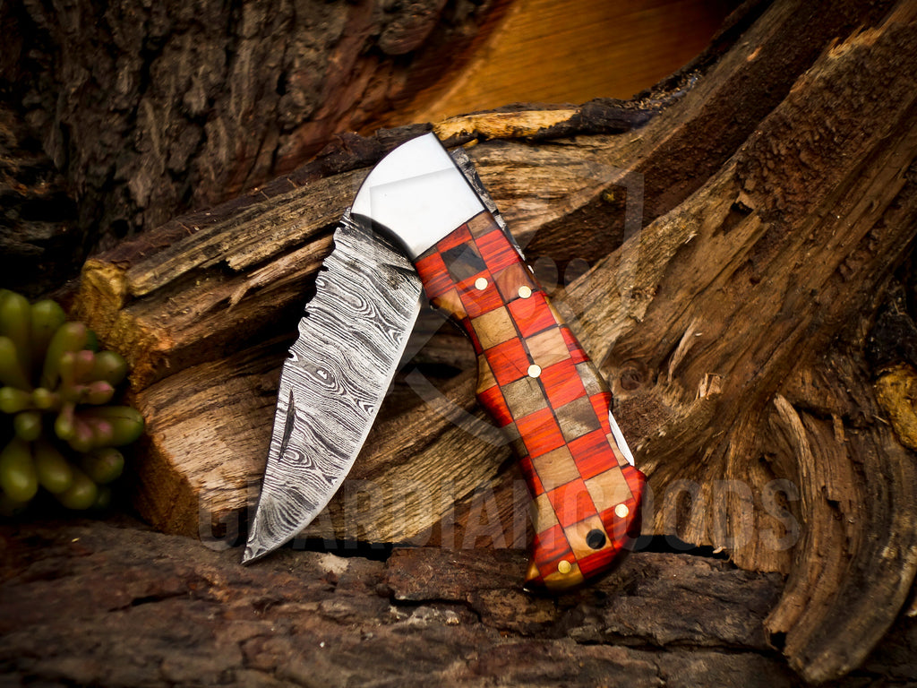 Personalized Handmade 6.75"Damascus Steel Pocket Knife, Folding EDC Hunting Knife, Wood Handle, Groomsmen Gift With Leather Sheath