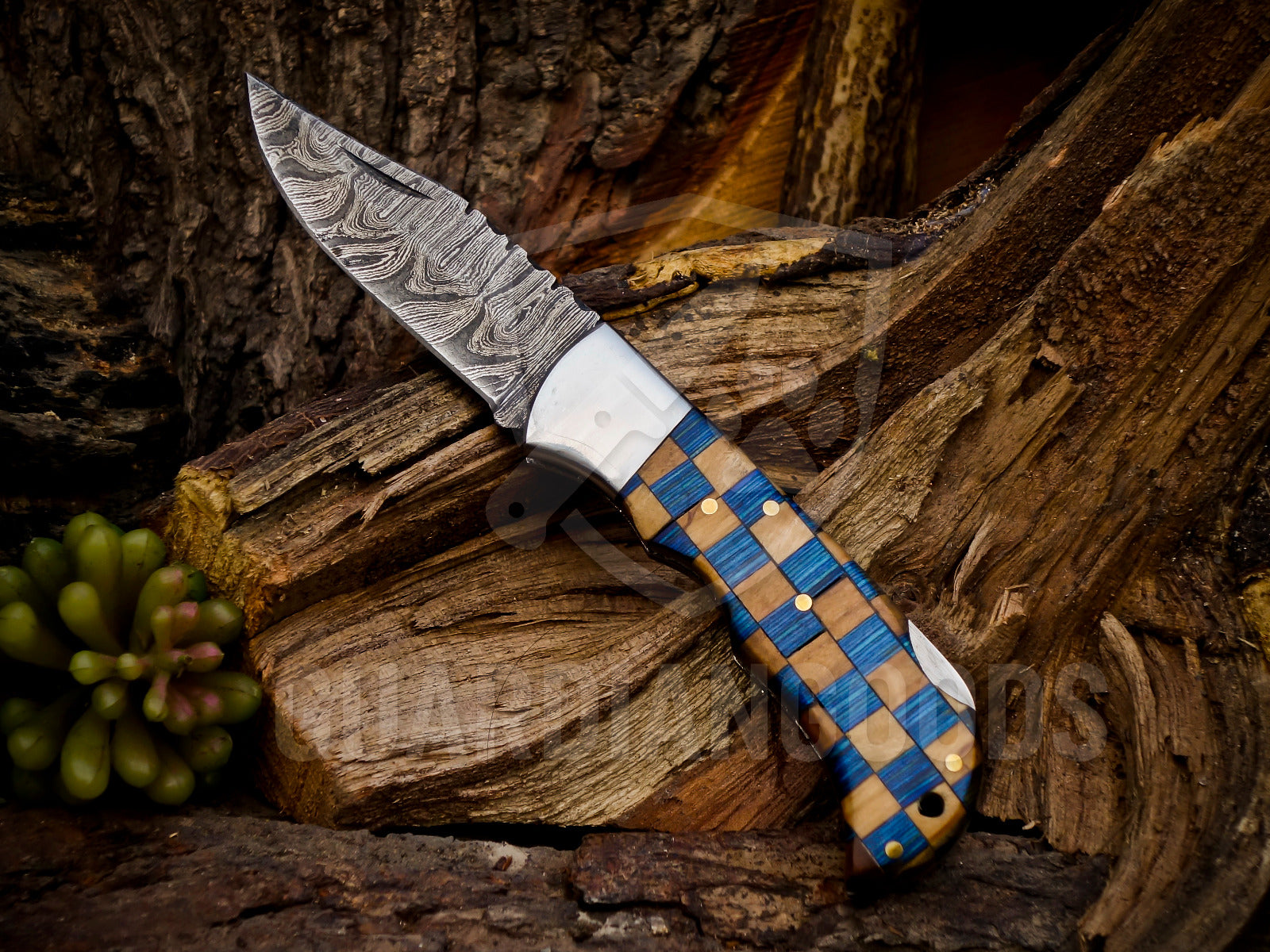 Personalized Handmade 6.75"Damascus Steel Pocket Knife, Folding EDC Hunting Knife, Wood Handle, Groomsmen Gift With Leather Sheath