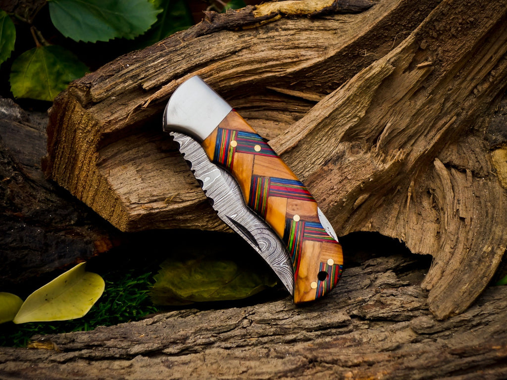 Personalized Handmade 6.75"Damascus Steel Pocket Knife, Folding EDC Hunting Knife, Resin Handle, Groomsmen Gift With Leather Sheath
