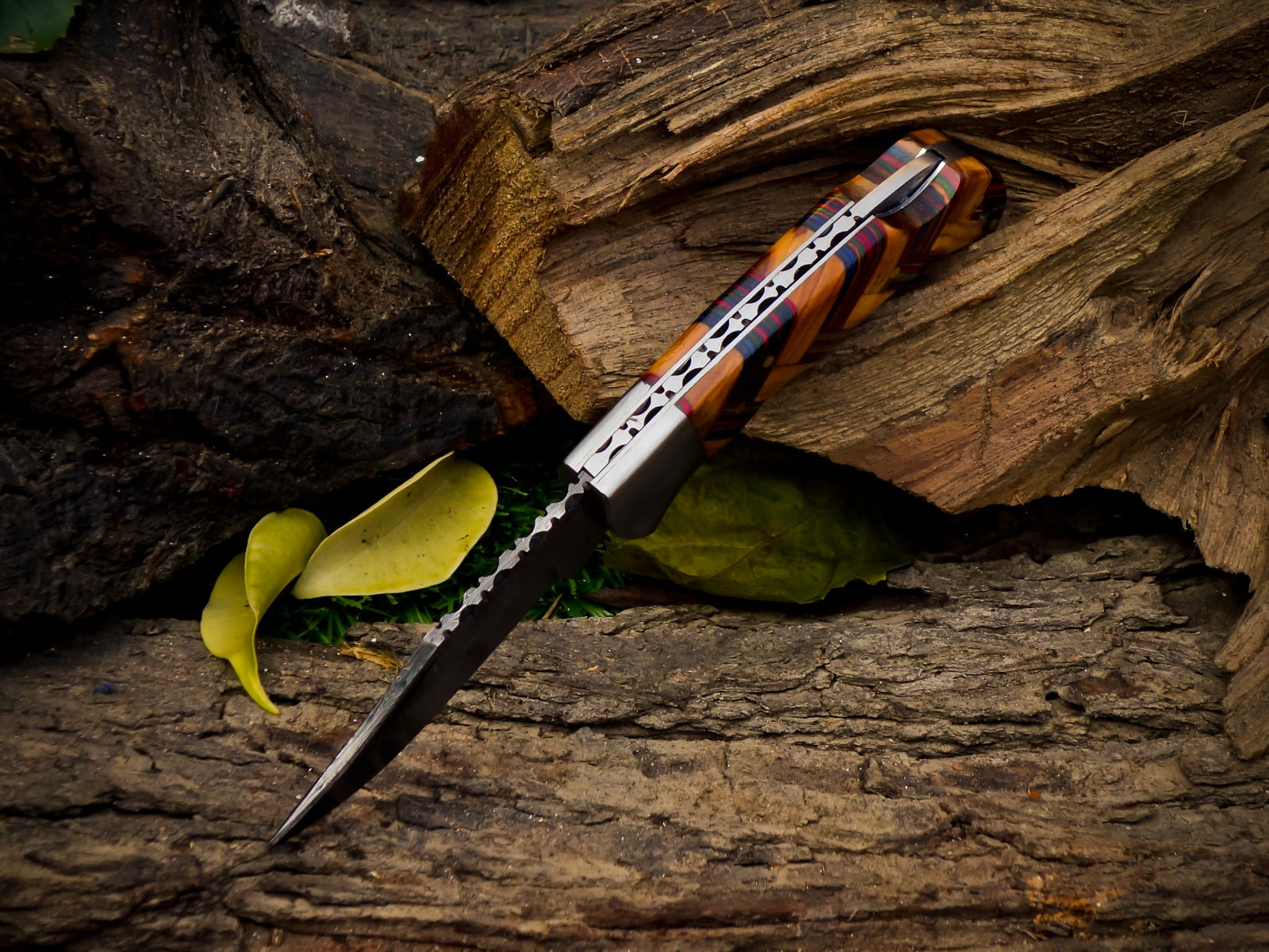 Personalized Handmade 6.75"Damascus Steel Pocket Knife, Folding EDC Hunting Knife, Resin Handle, Groomsmen Gift With Leather Sheath